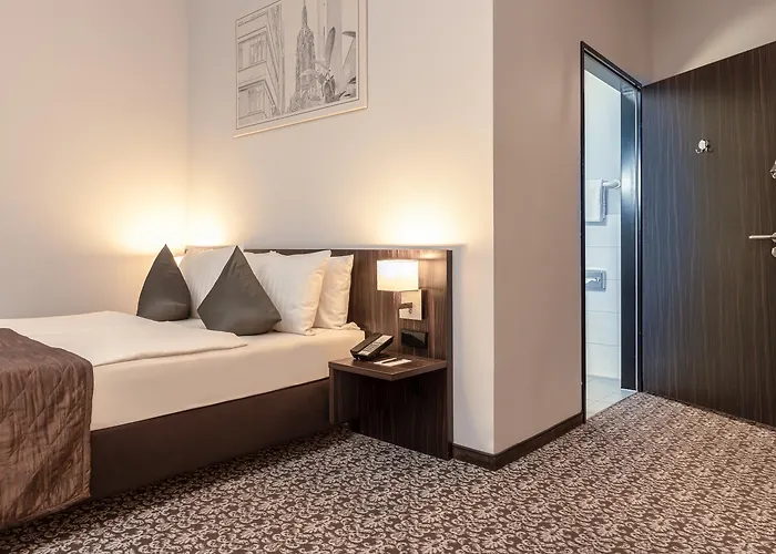 Ramada By Wyndham Frankfurt Centre 酒店 美因河畔法兰克福