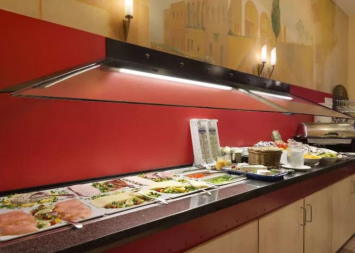 Ramada By Wyndham Frankfurt Centre 酒店 4*