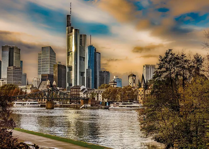 Ramada By Wyndham Frankfurt Centre 美因河畔法兰克福