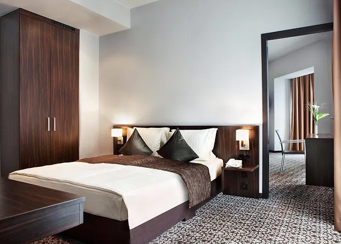 Ramada By Wyndham Frankfurt Centre 酒店 美因河畔法兰克福